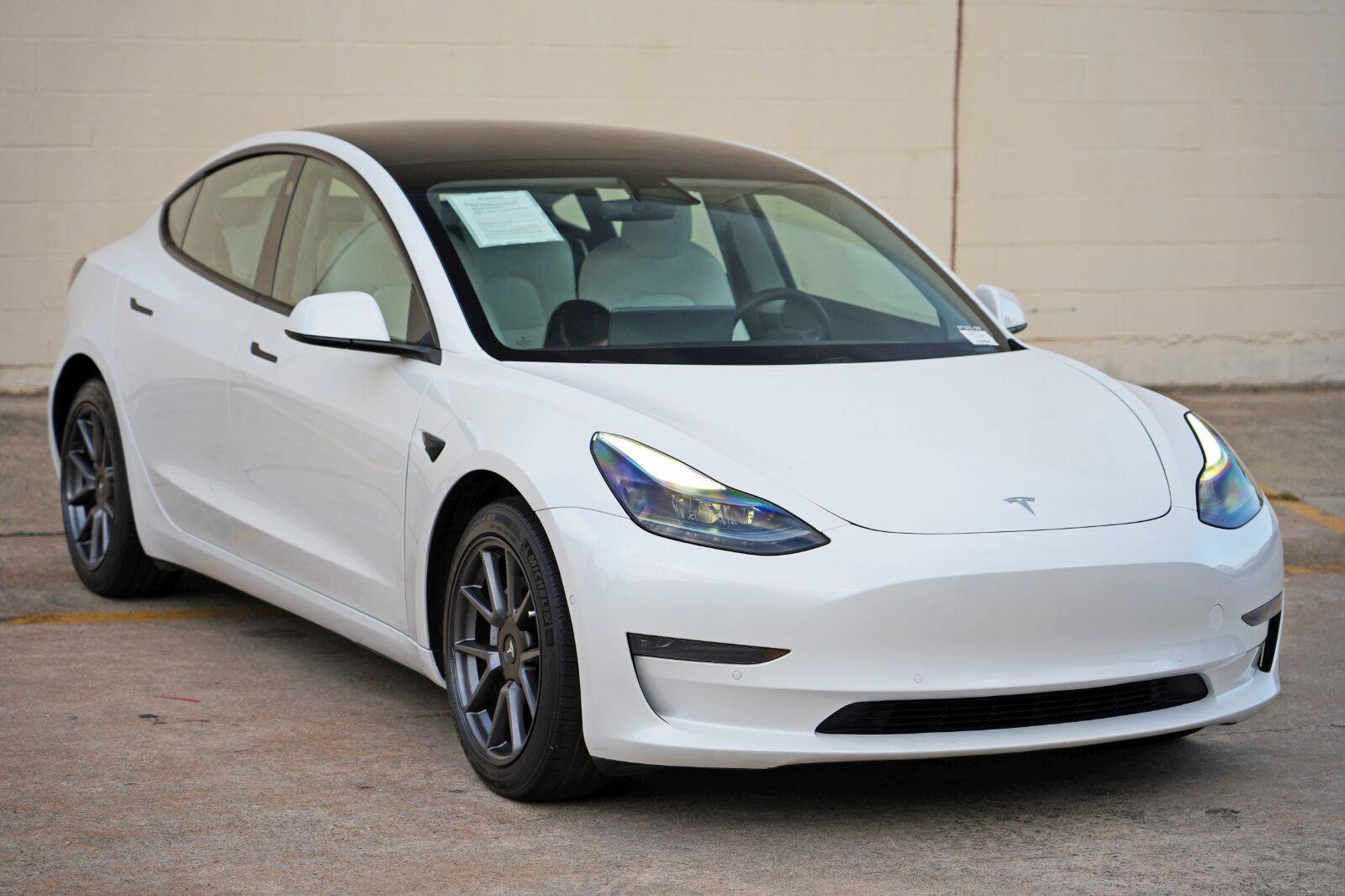 Used 2021 Tesla Model 3 Standard Range Plus RWD image 54