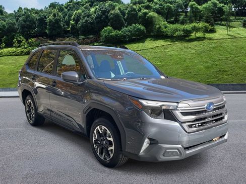 Used 2026 Subaru Forester Premium AWD/4WD image 7