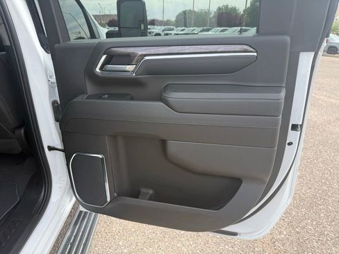 Used 2024 Chevrolet Silverado 2500 LTZ w/ LTZ Plus Package image 19