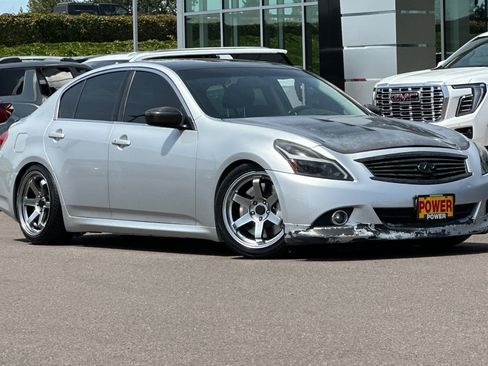 Used 2012 INFINITI G37 Journey w/ Premium Pkg RWD image 2