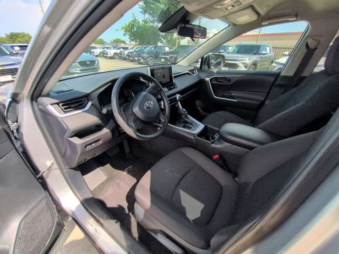 Used 2025 Toyota RAV4 LE FWD image 15