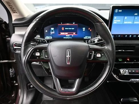 Used 2023 Lincoln Corsair Reserve w/ Equipment Group 201A FWD image 32