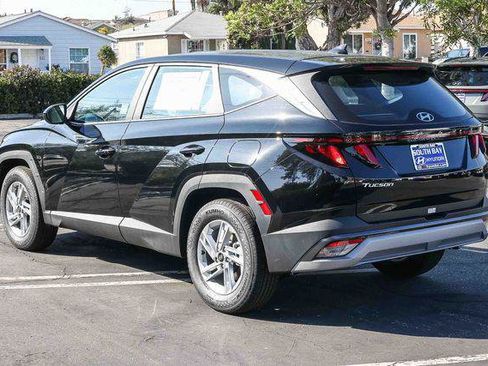 New 2026 Hyundai Tucson SE image 4