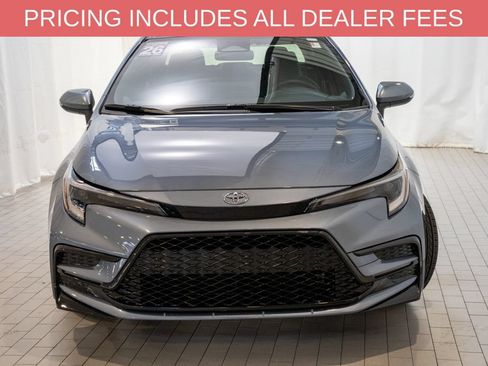 Used 2026 Toyota Corolla SE w/ SE Premium Package FWD image 2