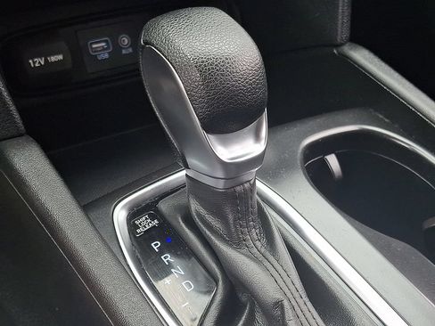 Used 2020 Hyundai Santa Fe SE FWD image 15
