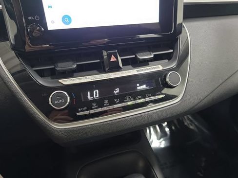 Certified 2024 Toyota Corolla LE FWD image 21