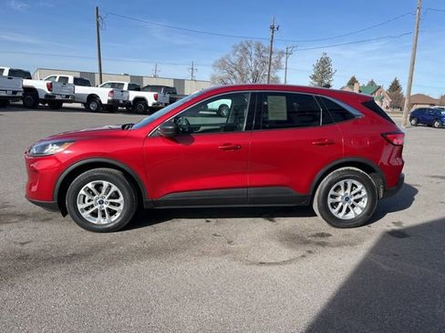 Used 2022 Ford Escape SE image 7