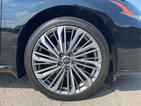 Used 2024 Nissan Altima 2.5 SL image 36