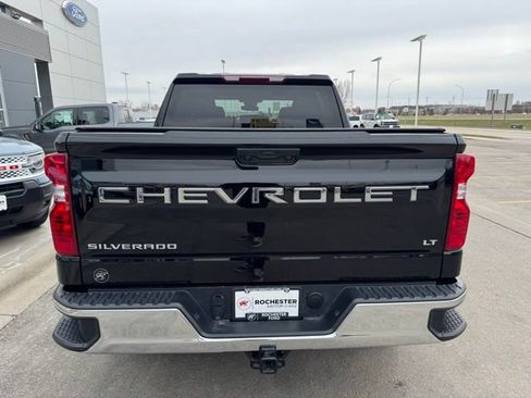 Used 2023 Chevrolet Silverado 1500 LT AWD/4WD image 38