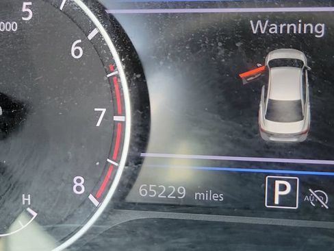 Used 2024 Nissan Sentra SV FWD image 26