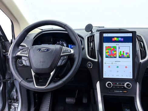 Used 2023 Ford Edge SEL w/ Convenience Package AWD/4WD image 3