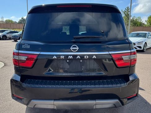 Used 2022 Nissan Armada SV AWD/4WD image 5