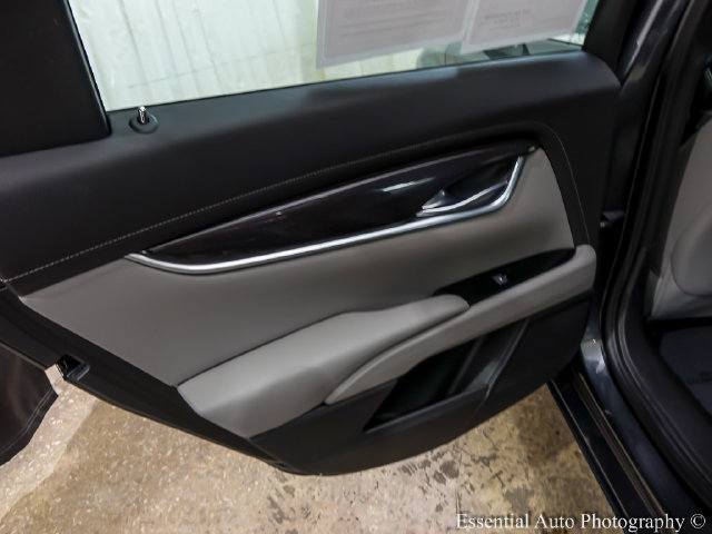 Used 2017 Cadillac XTS Luxury FWD image 18