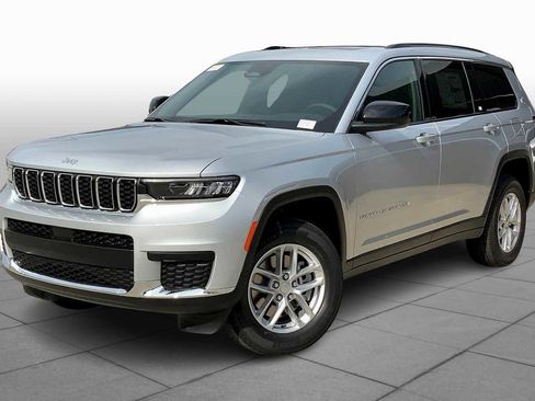 New 2025 Jeep Grand Cherokee L Laredo image 2