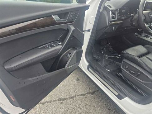 Used 2019 Audi Q5 2.0T Premium Plus w/ Premium Plus Package AWD/4WD image 24