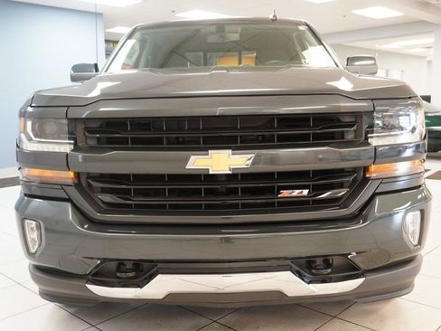 Used 2018 Chevrolet Silverado 1500 LT w/ All Star Edition AWD/4WD image 13