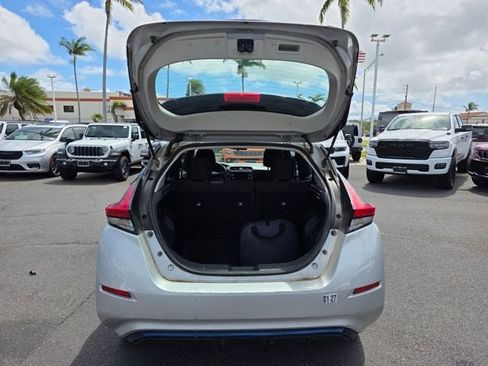 Used 2019 Nissan Leaf SV image 11