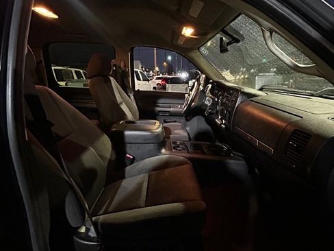 Used 2008 Chevrolet Silverado 3500 LT w/ EZ-Lift Tailgate Package image 10