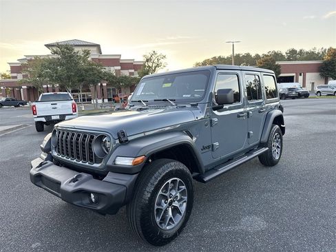 New 2025 Jeep Wrangler Sport S image 7