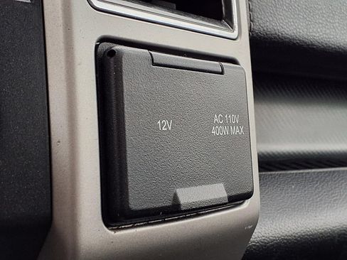 Used 2020 Ford F150 Lariat w/ Equipment Group 502A Luxury AWD/4WD image 20