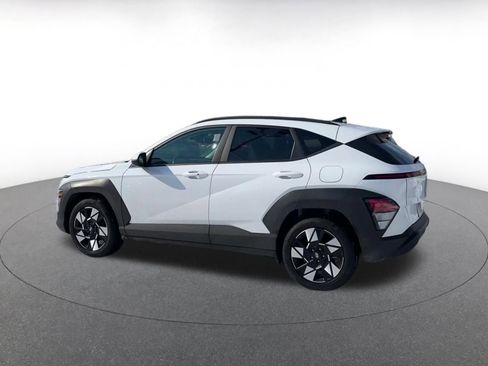 Used 2025 Hyundai Kona SEL image 10