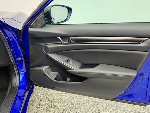 Used 2022 Honda Accord Sport image 25