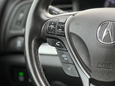 Used 2019 Acura ILX Sedan w/Premium Pkg image 11