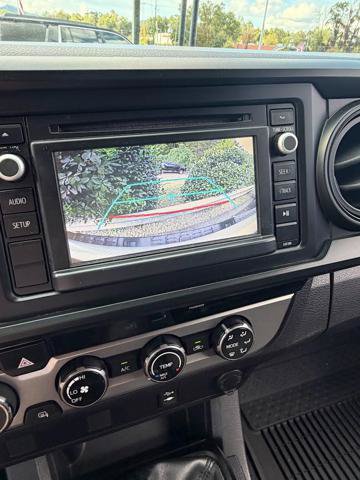 Used 2017 Toyota Tacoma SR AWD/4WD image 17