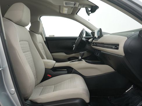 Used 2024 Honda HR-V LX image 12