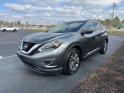 Used 2018 Nissan Murano SV image 4