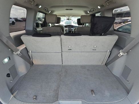 Used 2017 Nissan Quest SV image 17