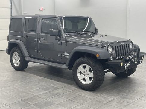 Used 2018 Jeep Wrangler Unlimited Sport S image 1
