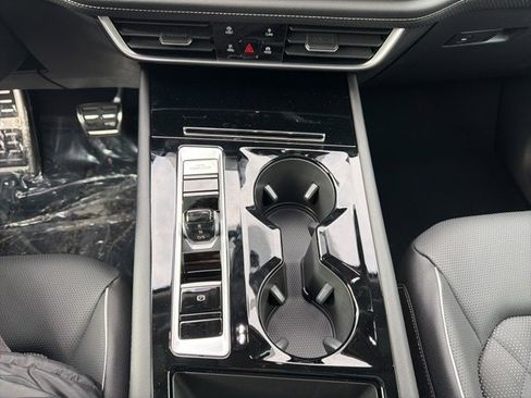 New 2026 Volkswagen Atlas SEL Premium R-Line image 38