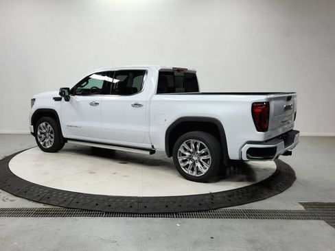 Used 2026 GMC Sierra 1500 Denali w/ Denali Reserve Package AWD/4WD image 6