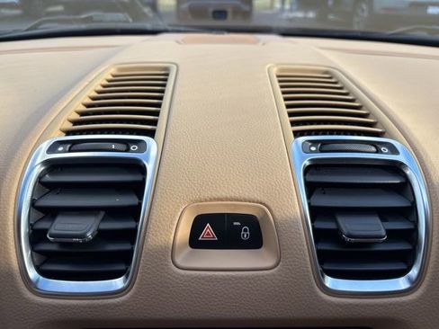 Used 2014 Porsche Cayman S image 40