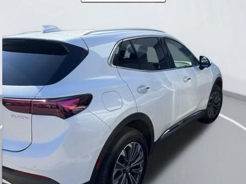 Used 2025 Buick Envision Preferred AWD/4WD image 4