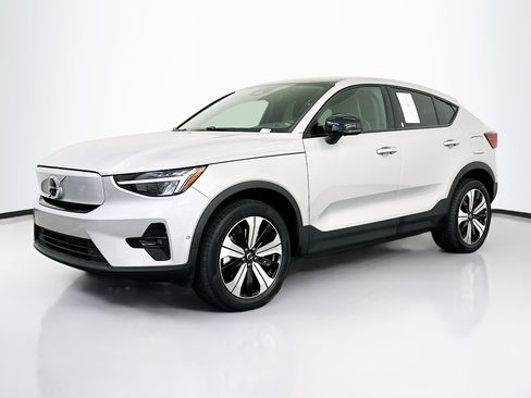 Used 2023 Volvo C40 P8 Recharge Plus AWD/4WD image 3