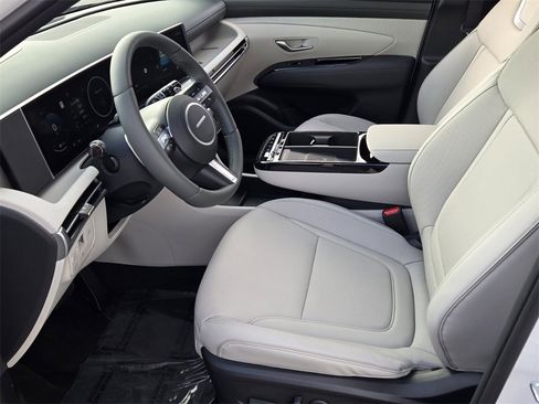 Certified 2026 Hyundai Tucson Limited image 10