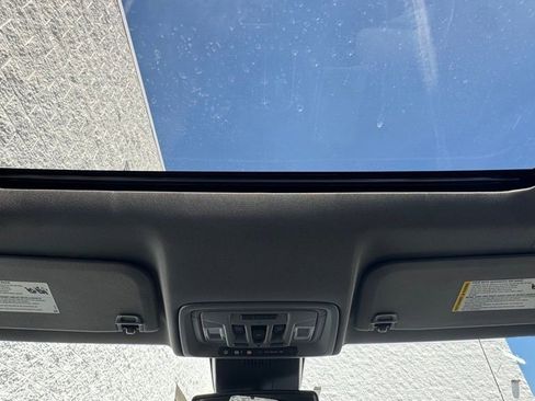 Used 2022 GMC Sierra 1500 Denali image 14