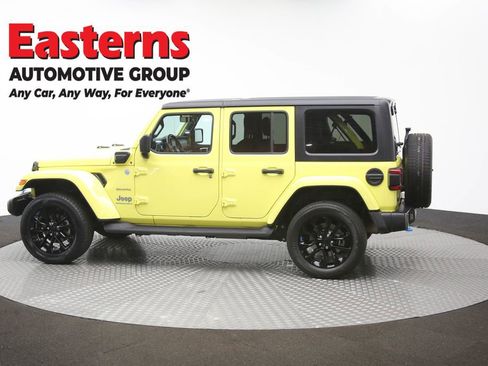 Used 2023 Jeep Wrangler Unlimited Sahara w/ Cold Weather Group image 64