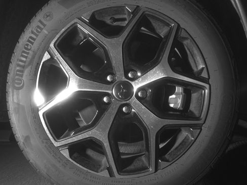 Used 2025 Jeep Compass Limited image 13