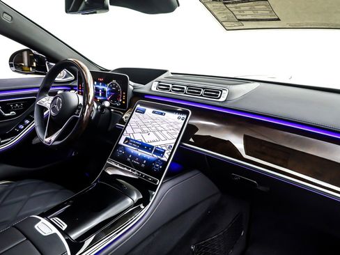 New 2026 Mercedes-Benz Maybach S 580 4MATIC image 5