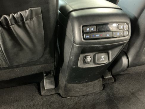 Used 2022 Hyundai Palisade Calligraphy AWD/4WD image 12