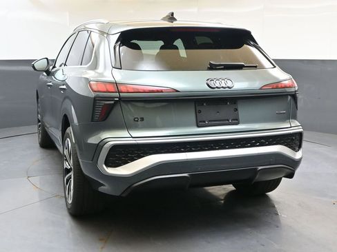 New 2026 Audi Q3 quattro 2.0T AWD/4WD image 4