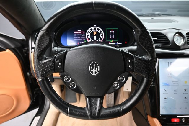 Used 2017 Maserati GranTurismo Sport RWD image 25