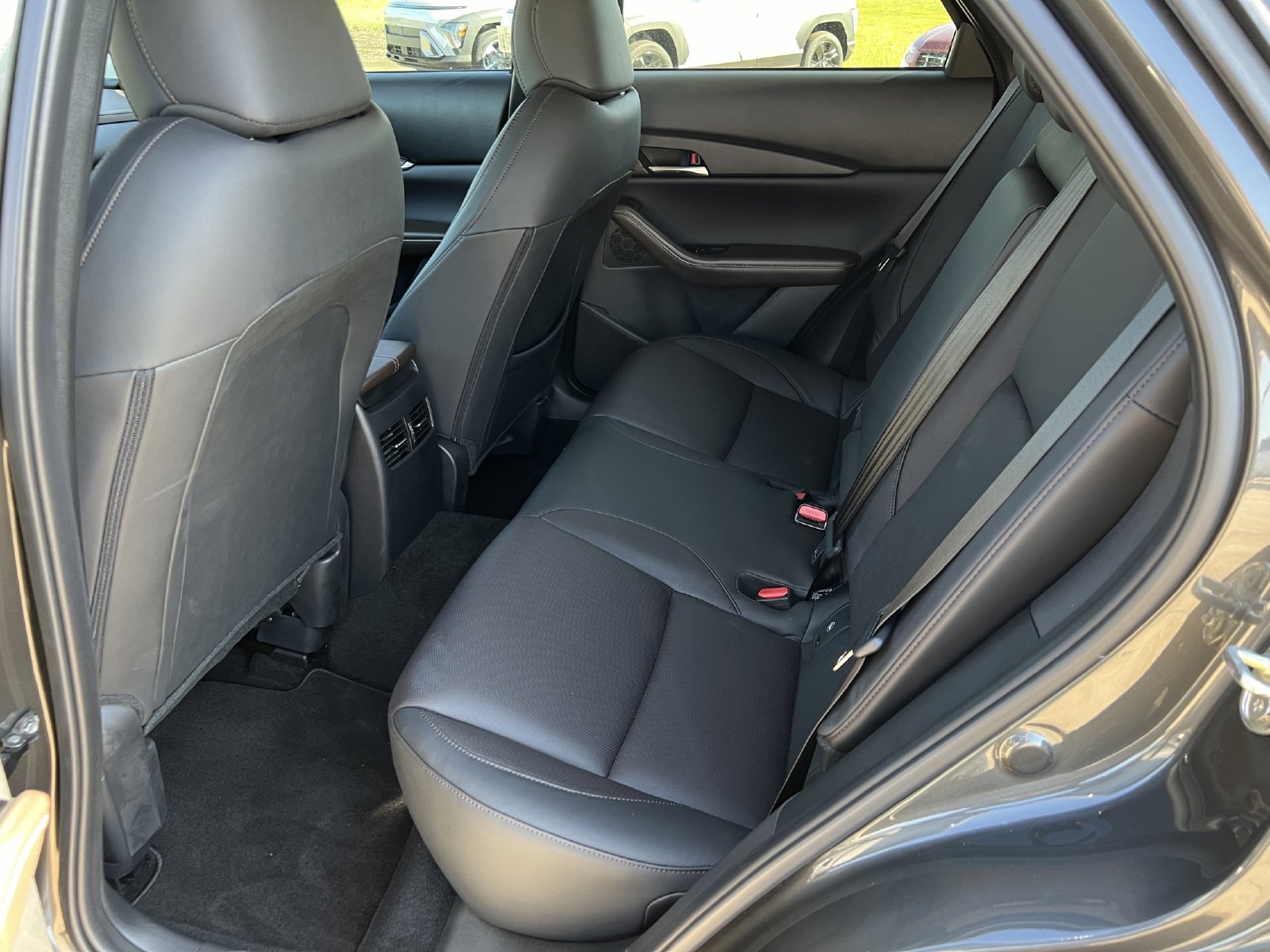 Used 2025 MAZDA CX-30 AWD 2.5 S w/ Premium Package image 21