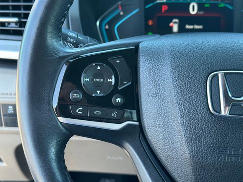 Used 2019 Honda Odyssey EX-L image 11