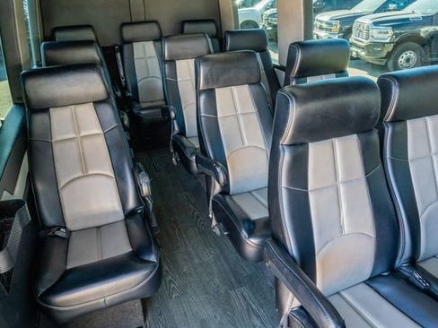 Used 2016 Mercedes-Benz Sprinter 3500 image 33