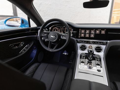 Certified 2022 Bentley Continental GT AWD/4WD image 2