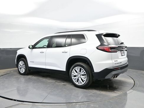 Used 2026 GMC Acadia Elevation w/ Elevation Premium Package AWD/4WD image 5